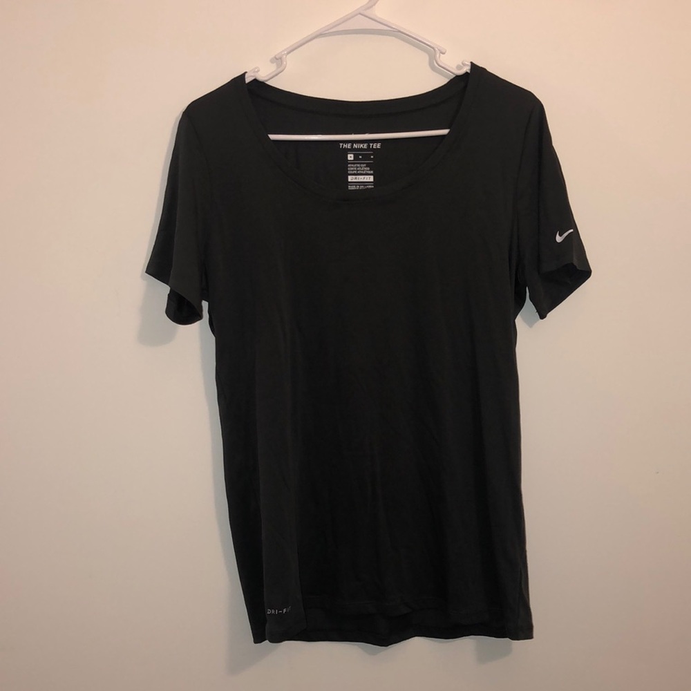 Nike dri-fit workout top